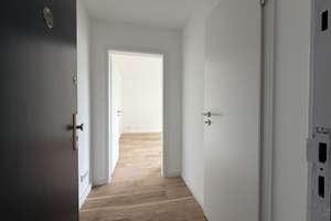 Erstbezug nach Sanierung: Moderne 1-Zimmer-Wohnung mit großer Fensterfront in Hamburg – Die vollständige Adresse der Immobilie erhältst du vom Anbieter., 20353 Hamm, Hamburg – Vorschaubild 2