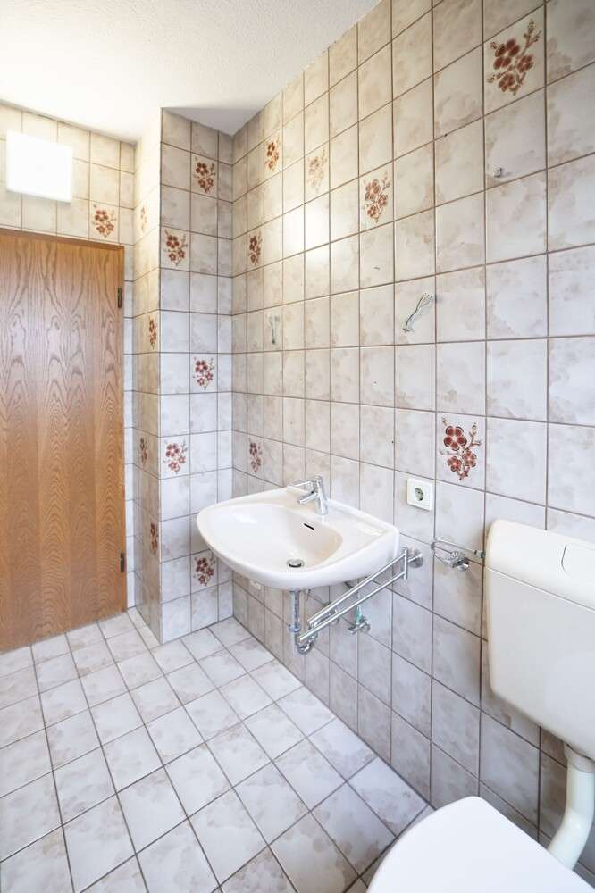 Immobilie in Lahnstein - Charmantes EFH mit ELW, Terrasse, Garten und Garage -Am Fischteich in Oberlahnstein - Bild 17