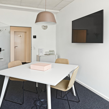 Privater Büroraum für 4 Person in Regus Röslerstraße