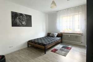 * ab 01.01. * separates Schlafzimmer, große Wohnküche, bodentiefe Fenster – Wörthstr. 12a, 47053 Hochfeld, Duisburg – Vorschaubild 4