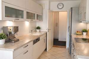 Maxvorstadt-Bestlage am Josephsplatz: Sonnige 3-Zi.-Whg. mit Balkon in absolut ruhiger Innenhoflage – Hiltenspergerstr. 11, 80798 Josephsplatz, München – Vorschaubild 7