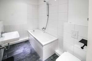 Erstbezug nach Kernsanierung – Lichtdurchflutete Wohnung mit Balkon & Wärmepumpe  – Die vollständige Adresse der Immobilie erhältst du vom Anbieter., 13409 Reinickendorf (Ortsteil), Berlin – Vorschaubild 8