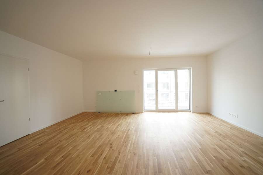 **Erstbezug** Geräumige 4-Raum-Wohnung mit Balkon in Dresden-Friedrichstadt - Photo 2