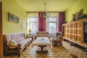 Eilendorf!
Großes, modernisierungsbedürftiges 2-Familienhaus mit Garage und mehreren Stellplätzen – Die vollständige Adresse der Immobilie erhältst du vom Anbieter., 52080 Eilendorf, Aachen – Vorschaubild 5