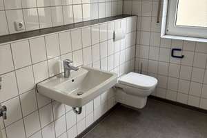 ANFRAGEN BITTE PER NACHRICHT! Helle neu renovierte Wohnung mit Balkon - einziehen wohlfühen – Wattenscheider Hellweg 118, 44869 Westenfeld, Bochum – Vorschaubild 6