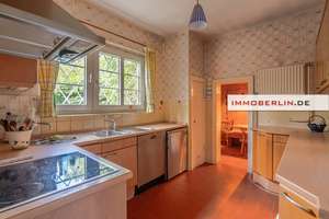 IMMOBERLIN.DE - Toplage! Kleine charmante Villa mit Tiefgarage & Gartenidyll – Die vollständige Adresse der Immobilie erhältst du vom Anbieter., 14129 Nikolassee, Berlin – Vorschaubild 4