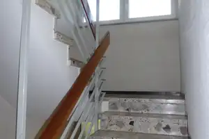 2-Familienhaus (8 Zimmer) mit PV-Anlage, Klimaanlage, 3 Einzelgaragen, gr. Garten für 749.000,-- € – Ludwigsburg (Kreis) – Vorschaubild 10