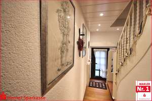 Charmantes Reihenmittelhaus
mit Kamin und zwei Bädern
zentral gelegen – Hiberniastraße 68, 44623 Herne-Mitte, Herne – Vorschaubild 5