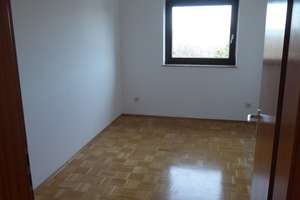 Gepflegte 3,5-Zimmer Wohnung im 1. OG in Pforzheim-Büchenbronn – Lange Str. 10, 75180 Büchenbronn, Pforzheim – Vorschaubild 8