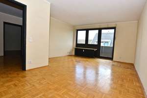 Vielseitiges Mehrfamilienhaus mit Gewerbeeinheiten und Entwicklungspotenzial in Köln-Rodenkir – Die vollständige Adresse der Immobilie erhältst du vom Anbieter., 50996 Rodenkirchen (Ortsteil), Köln – Vorschaubild 14
