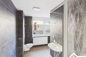 Erstbezug nach Sanierung inkl. Einbauküche – Repkowstraße 9, 39122 Salbke, Magdeburg – Vorschaubild 2