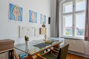No Broker Fee: Light-Flooded 1-Room Apartment with Park View — Prenzlauer Berg (Nord) – Die vollständige Adresse der Immobilie erhältst du vom Anbieter., 10439 Prenzlauer Berg, Berlin – Vorschaubild 3