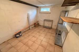 Property thumbnail 36