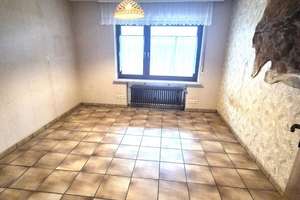 **Attraktive Ortsrandlage mit viel Platz: Freistehendes Ein- bis Zweifamilienhaus** – Die vollständige Adresse der Immobilie erhältst du vom Anbieter., 73553 Alfdorf – Vorschaubild 5