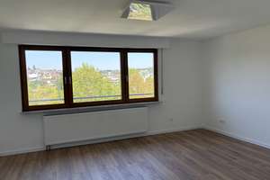 Helle 3-Zimmer Wohnung mit Balkon und Garten in Pforzheim Südoststadt