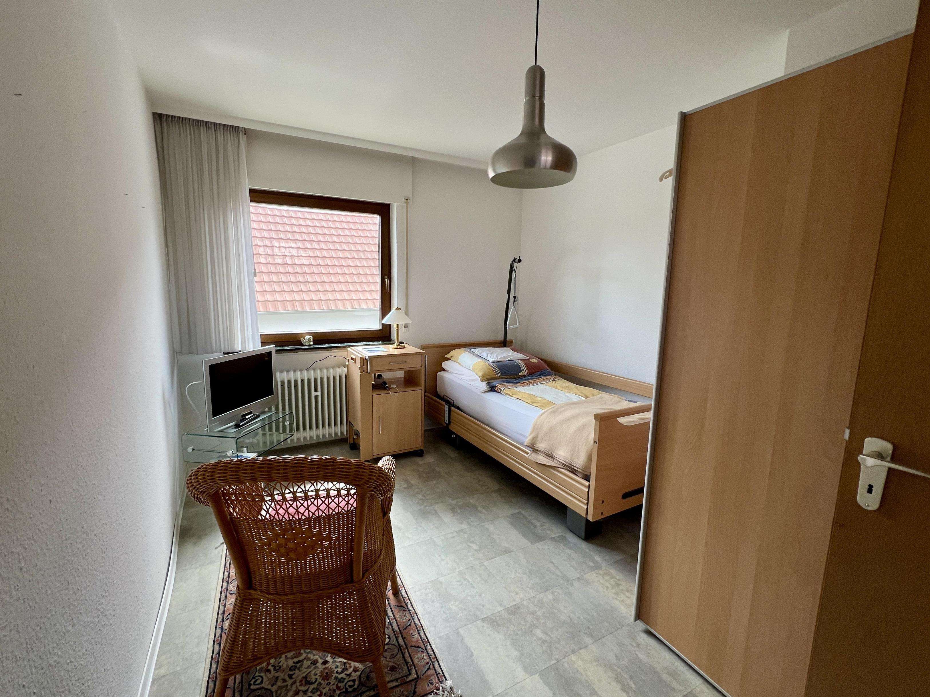 Immobilie in Hagenbach - Gepflegtes Wohn- und Geschäftshaus mit vielseitigen Nutzungsmöglichkeiten - Bild 9