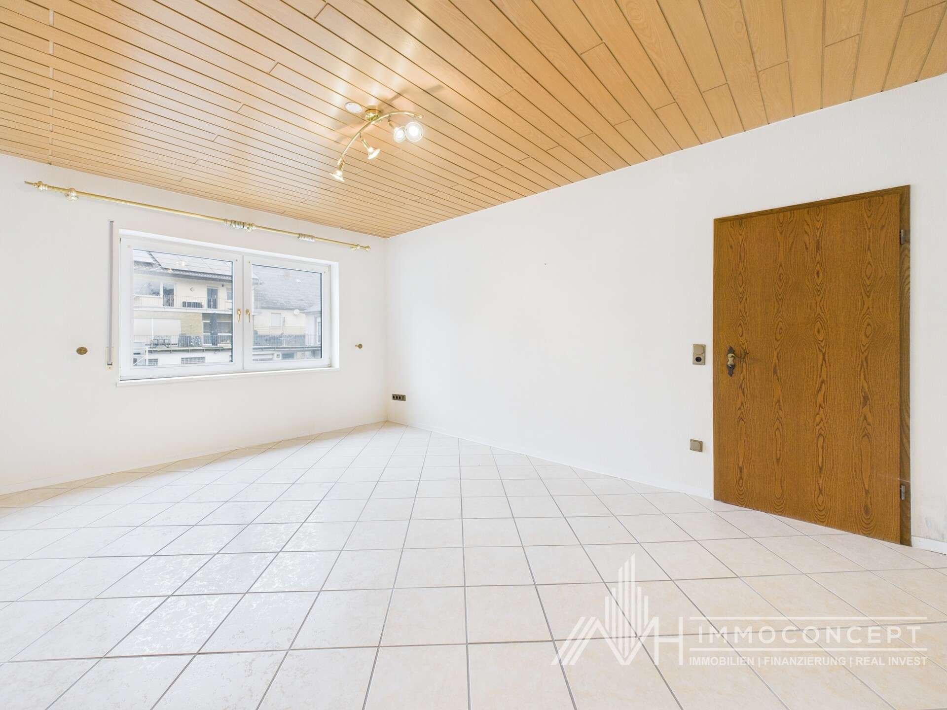 Immobilie in Kröv - Wohn- und Geschäftshaus | Lagerfläche | Ladenlokal | Wohnung modernisiert | 54536 Kröv - Bild 8