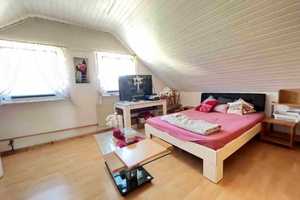 Groß, flexibel, individuell! Großes Einfamilienhaus mit Einliegerwohnung und PV Anlage bei Kassel! – Kassel (Kreis) – Vorschaubild 10