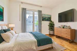 Lichtdurchflutetes Dachterrassen-Penthouse mit Weitblick und modernem Energiekonzept – Die vollständige Adresse der Immobilie erhältst du vom Anbieter., 81245 Altaubing, München – Vorschaubild 2