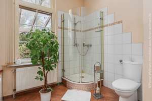 Loxstedt - Düring | Zweifamilienhaus mit Pferdestallen, Ferienapartment, Pool, Stall, Reithalle, Pad – Die vollständige Adresse der Immobilie erhältst du vom Anbieter., 27612 Loxstedt – Vorschaubild 11