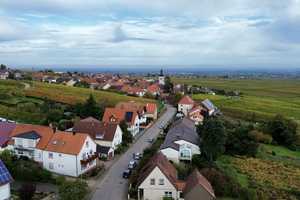 Charmantes und großzügiges Einfamilienhaus mit wunderschönem Blick über die Weinberge in Weyher – Südliche Weinstraße (Kreis) – Vorschaubild 16