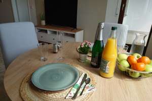 Hochwertig sanierte 2-Zimmer-Wohnung mit Balkon, Weitblick & TG-Stellplatz – möbliert, All-inclusive – 70567 Möhringen-Nord, Stuttgart – Vorschaubild 5
