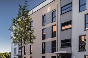 schöne 3-Zimmer-Wohnung mit Terrasse, Duschbad, Einbauküche