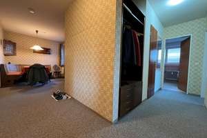 Lichtdurchflutete 3,5 Attika-Wohnung im 7. Stock mit Weitblick über Tuttlingen – inkl. Garage mit ei – Die vollständige Adresse der Immobilie erhältst du vom Anbieter., 78532 Tuttlingen – Vorschaubild 6