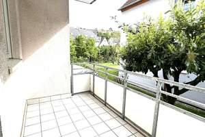 renovierte 2 Zi Whg. mit EBK, Balkon, Terrasse und Garten in ruhiger Lage im idyllischen Stuttgart-U – Die vollständige Adresse der Immobilie erhältst du vom Anbieter., 70329 Uhlbach, Stuttgart – Vorschaubild 8