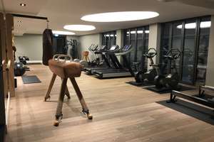 Luxuriöses Haus in Rheinnähe mit 24/7 Security, Gym und Golfsimulator – Die vollständige Adresse der Immobilie erhältst du vom Anbieter., 53179 Rüngsdorf, Bonn – Vorschaubild 14