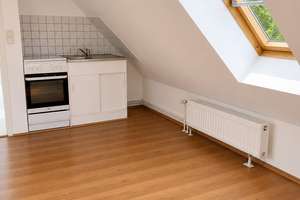 Ideal für Singles, Berufstätige und Studierende - Helle 2-Zimmer-Dachgeschosswohnung – Richterstr. 9, 12526 Bohnsdorf, Berlin – Vorschaubild 2