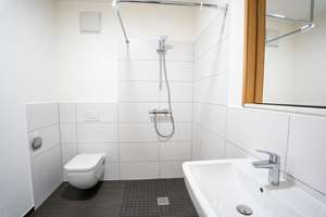KRONSRODE | ERSTBEZUG | Helle 2-Zimmer-Neubauwohnung (rollstuhlgerecht) – Kattenbrookstrift  146, 30539 Bemerode, Hannover – Vorschaubild 5