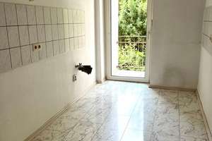 vermietet wird eine 2 Zimmer-Wohnung mit Balkon in zentraler Lage in Wuppertal Wichlinghausen