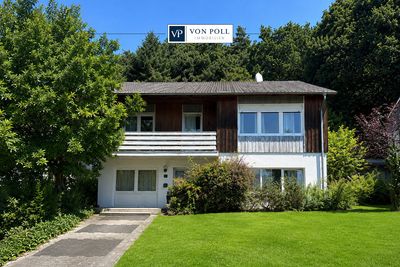 Freistehendes Einfamilienhaus auf traumhaftem Grundstück mit großem Gestaltungspotenzial