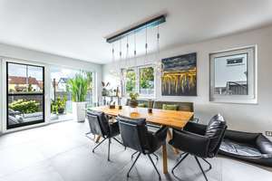 Exklusives Zuhause mit Pool & Garten in Tegernheim – Die vollständige Adresse der Immobilie erhältst du vom Anbieter., 93105 Tegernheim – Vorschaubild 1