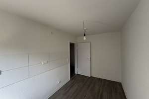 Frisch renovierte 3-Zimmer-Wohnung im Erdgeschoss – kompakt, modern & sofort bezugsbereit – Pappeldamm 7, 38239 Thiede, Salzgitter – Vorschaubild 7
