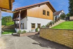 Viel Raum für Familie und Ideen – Einfamilienhaus mit Einliegerwohnung, Garten und Nebengebäude – Die vollständige Adresse der Immobilie erhältst du vom Anbieter., 82281 Egenhofen – Vorschaubild 23