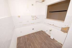 Attraktive 3,5 Zimmer-Etagenwohnung mit großem Tageslichtbad in zentraler Lage von Gelsenkirchen – Arminstr. 13, 45879 Altstadt, Gelsenkirchen – Vorschaubild 3