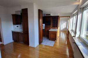 Große 4 1/2 Zimmerwohnung mit Balkon im Stuttgarter Westen – Lenaustr. 4, 70193 Kräherwald, Stuttgart – Vorschaubild 4