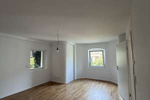Erstbezug: Hochwertig kernsanierte 2.5 Zimmer Wohnung in Stuttgart-Mitte