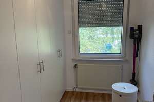 + Traumhafte 3-Zimmer-Eigentumswohnung mit hochwertiger Ausstattung & Garage in Solingen-Gräfrath + – Schlagbaumer Straße 170, 42653 Gräfrath, Solingen – Vorschaubild 13