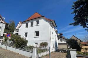 Zentral wohnen, ruhig leben ... Charmantes Einfamilienhaus mit Garten! – Die vollständige Adresse der Immobilie erhältst du vom Anbieter., 63785 Obernburg am Main – Vorschaubild 2