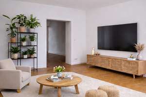 Charmante Altbauwohnung in Golzheim - nur 2 Minuten zum Rhein / Loggia /  provisionsfrei – Die vollständige Adresse der Immobilie erhältst du vom Anbieter., 40474 Golzheim, Düsseldorf – Vorschaubild 2