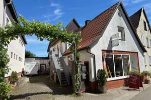++ Wohn-/Geschäftshaus - ca. 483m² Wfl./Nfl. - mit ELW, Hof, Terrasse &  Garten in ruhiger Lage ! ++ – Die vollständige Adresse der Immobilie erhältst du vom Anbieter., 76831 Billigheim-Ingenheim – Vorschaubild 3
