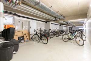 Vollmöbliertes Apartment mit TG-Stellplatz – nur für Studenten, Praktikanten und Auszubildende – Regensburger Str. 39, 85055 Nordost, Ingolstadt – Vorschaubild 7