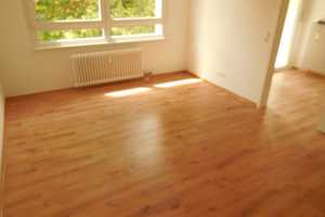 Erste gemeinsame Wohnung? Hier passt’s! – Julius-Leber-Straße 19, 38228 Salzgitter – Vorschaubild 1