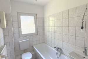 Wohnen im Grünen! 3-Zimmer mit großem Balkon! – Friedrich-Alfred-Straße 178, 47226 Duisburg – Vorschaubild 8