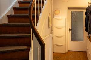 Charmantes Einfamilienhaus mit vielfältigem Raumangebot – Die vollständige Adresse der Immobilie erhältst du vom Anbieter., 22145 Rahlstedt, Hamburg – Vorschaubild 2