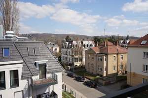 Eindrucksvolle Maisonette - Fünf Räume mit Stil & Eleganz – Die vollständige Adresse der Immobilie erhältst du vom Anbieter., 1277 Blasewitz (Stadtteil), Dresden – Vorschaubild 9