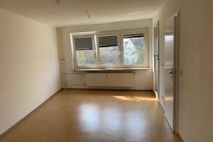 Gut geschnittenen 2 Zimmer Wohnung mit Balkon und Badewanne – Bernadottestr. 31, 90439 Sündersbühl, Nürnberg – Vorschaubild 3